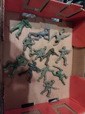 Vintage Lido Plastic Green WWII Army Men 2 1/2 Inch Figures Soldiers - Lot of 4