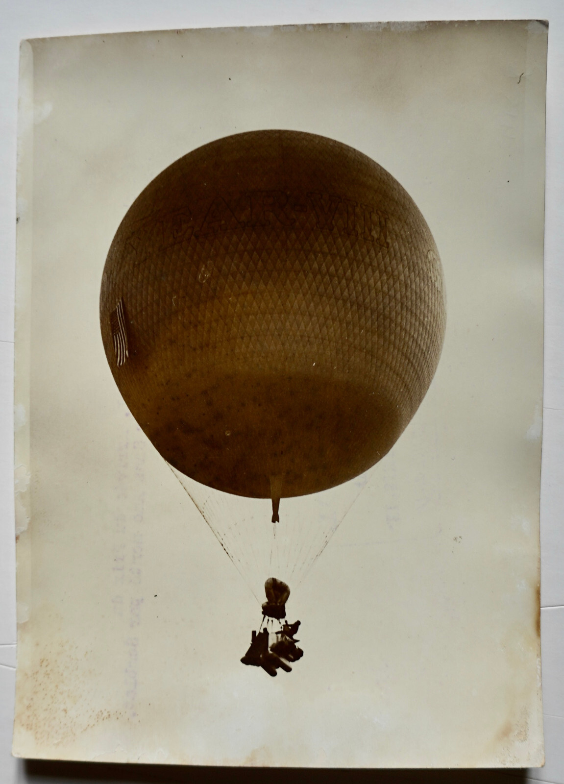 PHOTO. 27 septembre 1932. Coupe Gordon Bonnet DES SPHERIQUES. Le  « Good Year  »