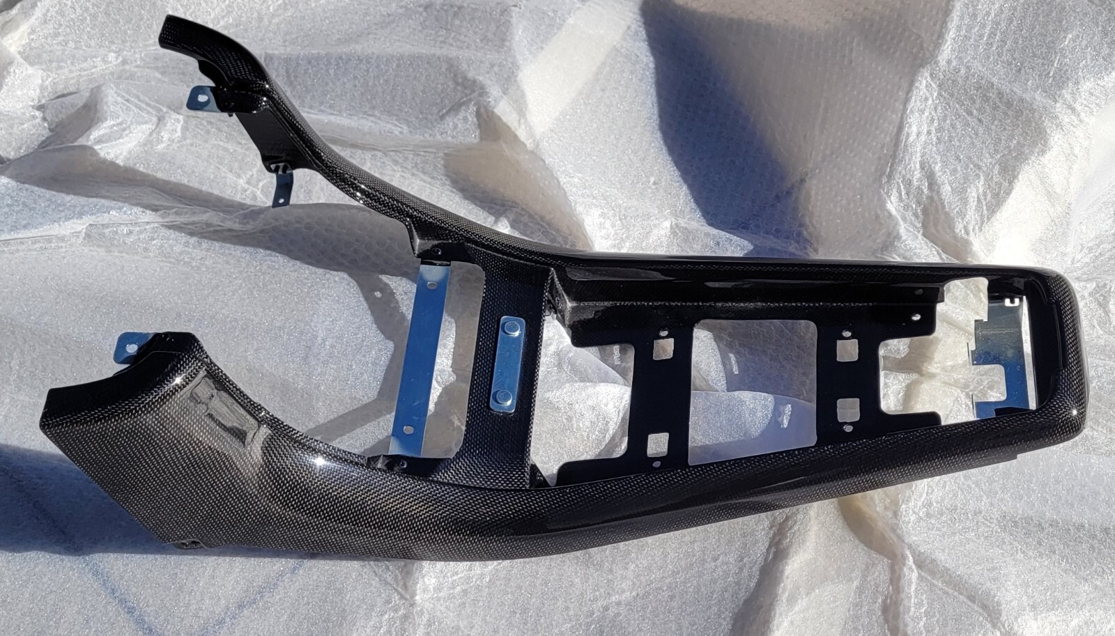 LAMBORGHINI MURCIELAGO INTERIOR CENTER CONSOLE TUNNEL ARM REST 410864205D Carbon