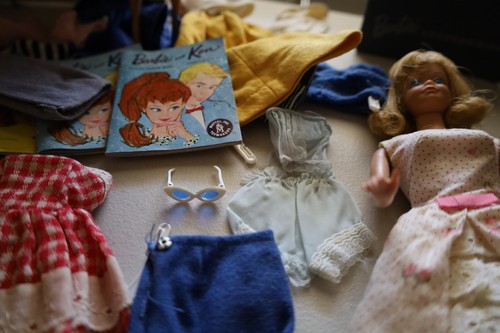  Barbies, brünett #5, blond #7, Midge #B4. Koffer, Kleidung, Accessoire.  ORIG! 60er Jahre - Bild 9 von 21