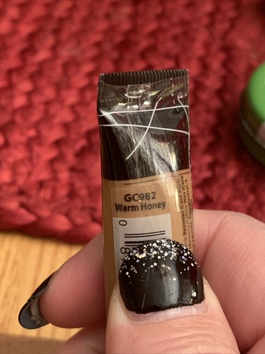 L.A. Girl Makeup Face Professional Pro Conceal HD Concealer GC982 Warm Honey H13 - Picture 2 of 2