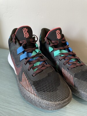 Nike Kyrie Flytrap V Black Atomic Pink Kids Sneaker Shoes Size 5.5