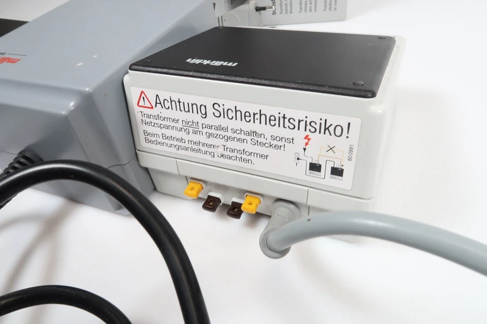 Märklin transformer 6002 (2 Stück) und Märklin transformer 32VA im Konvolut #23 - Bild 4 von 4