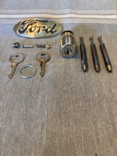 Vintage 1930s Ford Spare Tire Locking Hub Cap Lock. Vintage 1930s Ford Spare Tire Locking Hub Cap Lock.