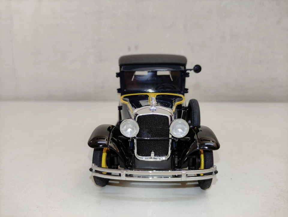 Danbury Mint Dodge Pickup  Scala 1/24-U19 - Immagine 2 di 4