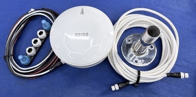 Raymarine Raystar 150 RS150 SeaTalk NG GPS Antenna Receiver W/ STNG Cable Kit!