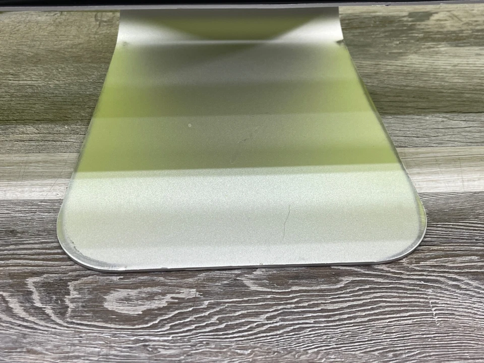 Apple Cinema Display LED A1267 24" LED Silver MB382LL/A - 1920x1200 MagSafe USB - Image 4 of 4