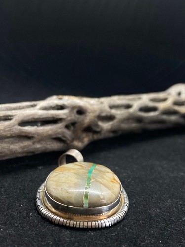 Handmade Native American Navajo Boulder turquoise Sterling Silver pendant - Picture 4 of 10