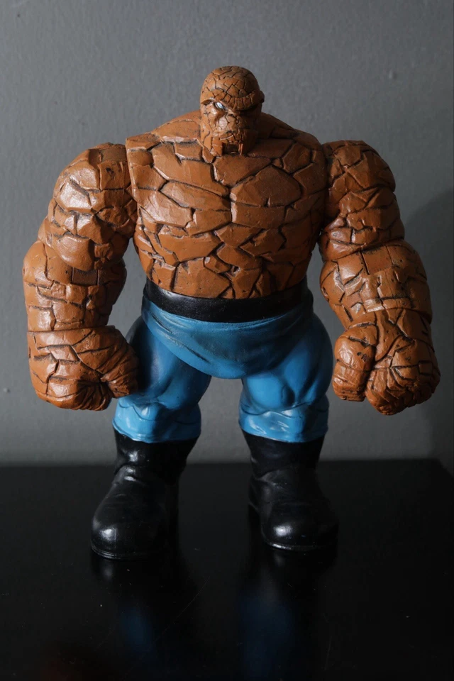 Figura de acción Diamond Select Marvel Fantastic Four The Thing 9" Foto 4 de 4