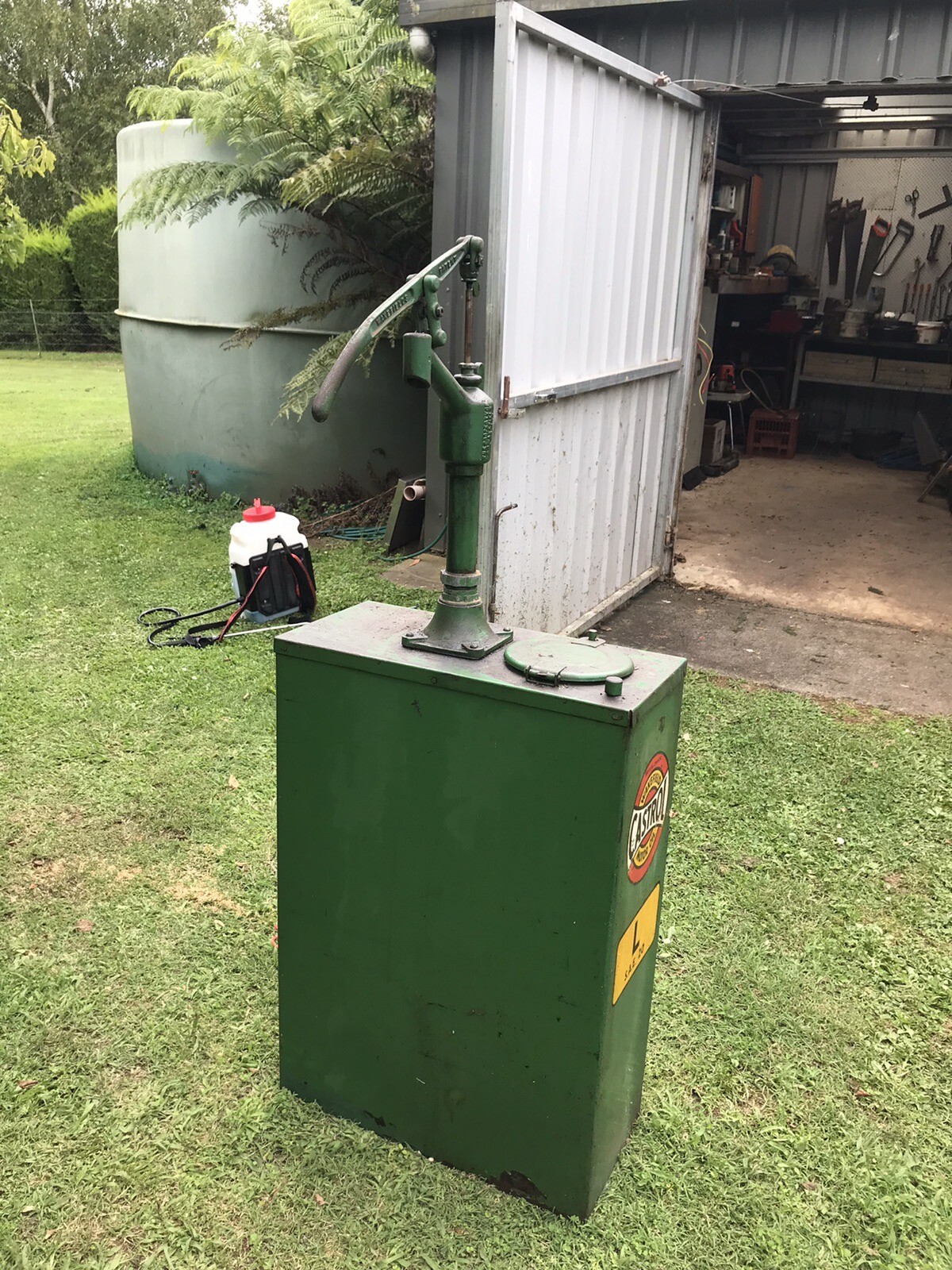 Wakefield Castrol Hi Boy Motor Oil Dispenser eBay