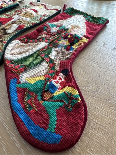3 Vintage Weihnachtsstrümpfe Nadelspitze Samt Perlen Weihnachtsmann Nussknacker Teddy - Bild 23 von 24
