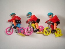SET BICICLETTE MOUNTAIN BIKERS - KINDER SORPRESA PLASTICA MINIATURE DA COLLEZIONE