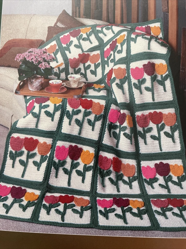 Crochet Applique for Afghans Pattern Book American School of Needlework 1301 - Image 4 of 4