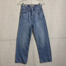Levi's Women's Size 24x27 Medium Wash Blue Ribcage Straight Leg Jeans