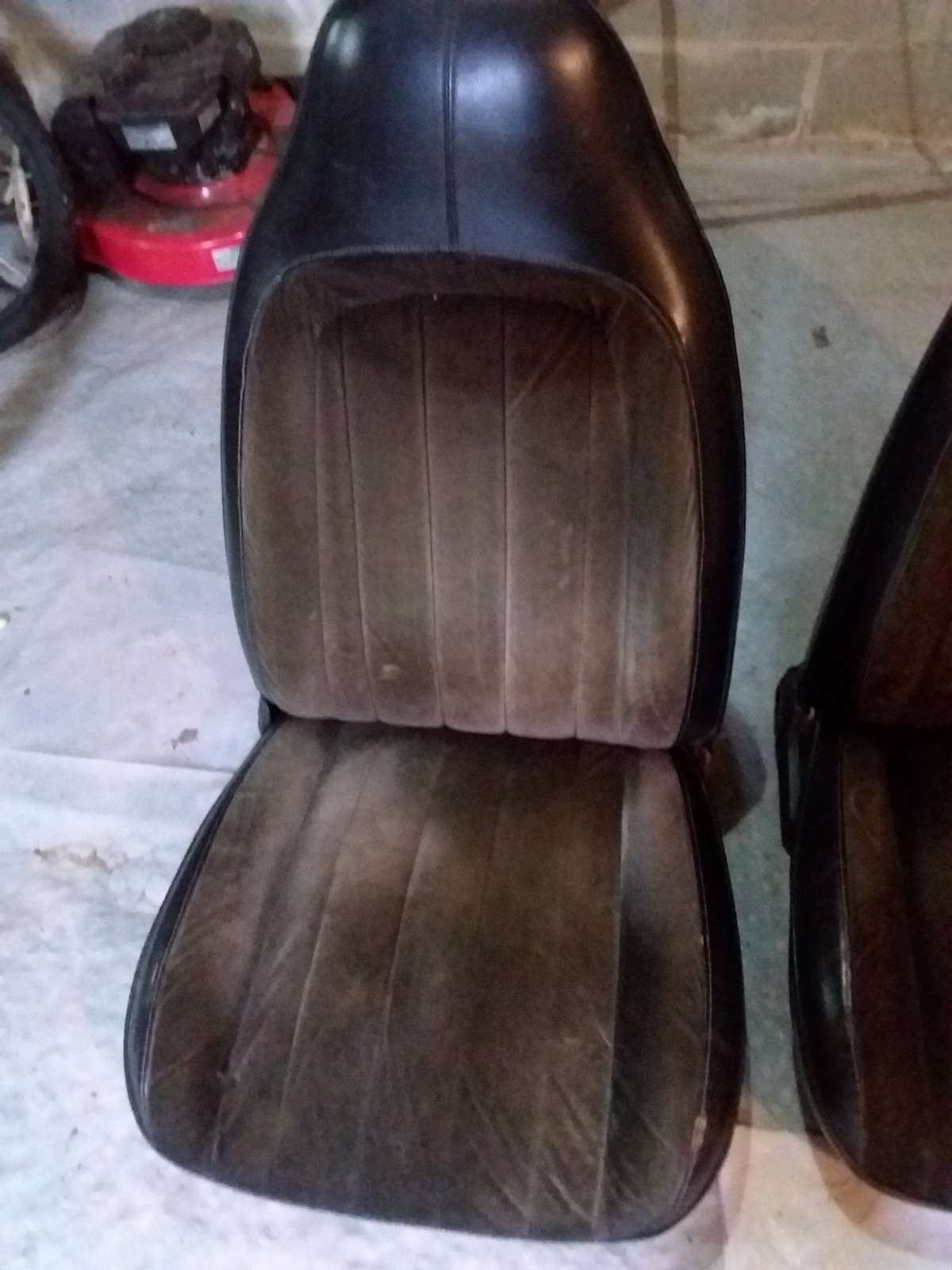 1973 1974 Mopar ebody Cuda Challenger Bucket Seats 1972 1971