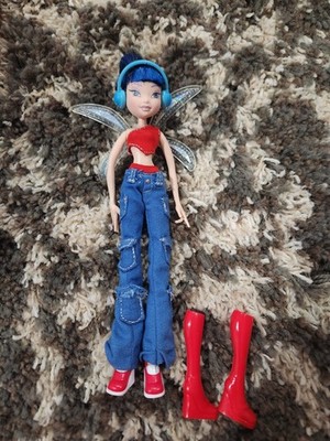 EUC winx club dolls musa 2004