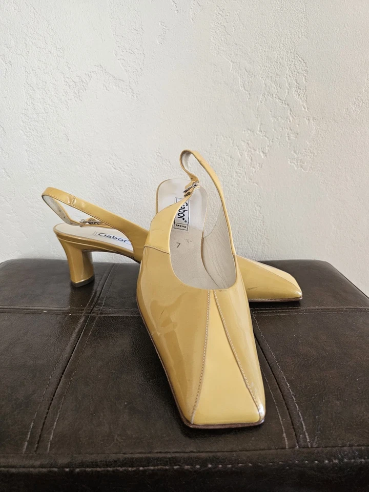 Tacones Gabor charol Y2K maximalista punta cuadrada amarillos talla 7 Foto 2 de 4