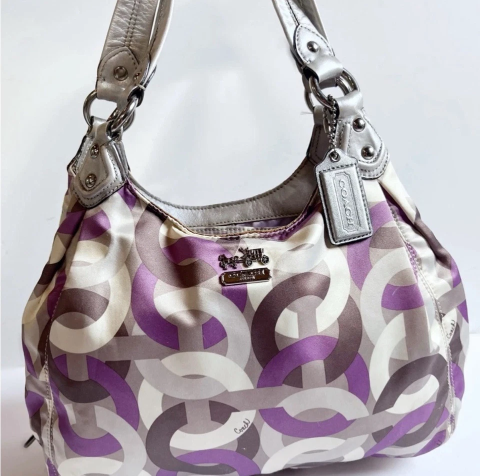 BOLSO DE HOMBRO COACH MADISON OP ART SATÉN MAGGIE MIA #F1126-18764 ¡Hermoso! 😍😍 Foto 3 de 4