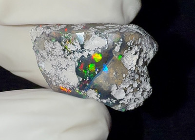Glatter schwarzer Opal grob 16,60 kt natürlicher äthiopischer Welo Opal roh, ...
