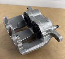 Genuine Mopar Disc Brake Caliper Assembly 68383241AB thumbnail 3