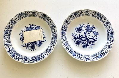 2 Vintage KAHLA Blue Onion Serving Bowls Zwiebelmuster Germany 8.5 Inch *