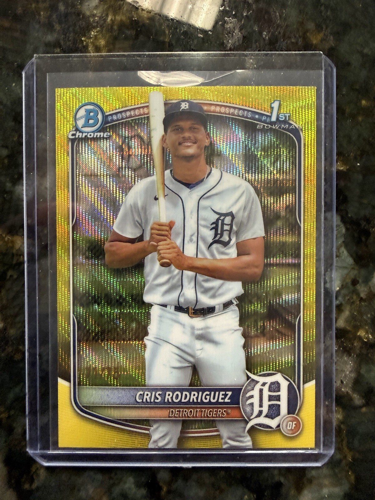 2025 BOWMAN CHROME 1ST CRIS RODRIGUEZ YELLOW WAVE REFRACTOR #71/75 Tigers #1 Int