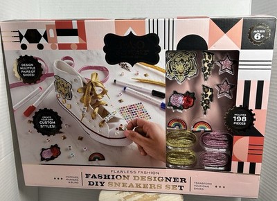 FAO Schwarz Fashion Designer DIY Sneakers Set 198 Pc NWT Craft Kit Gift Boxed