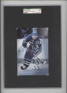 Henrik Sedin Signed 4x6 Photo SGC Authentic