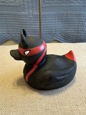 Ninga Rubber Duck Evil Horned Throwing Star Black Red 2006 Accoutrements 3 1/2"