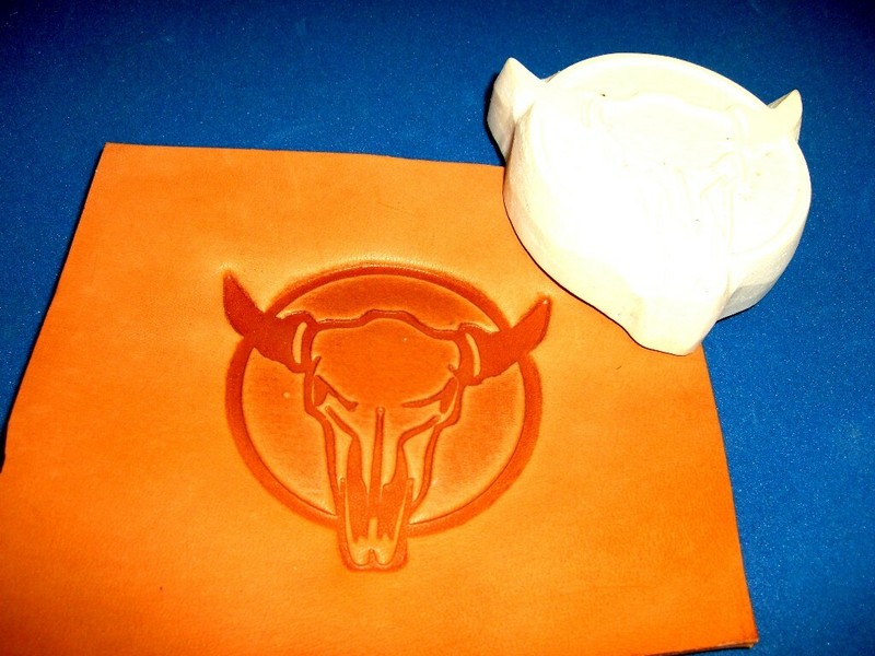 Buffalo Skull Medallion Emboss Plate 2 3/4" x 2 3/4"