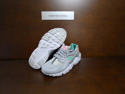 NIKE Air Huarache Run (GS) Size 7.5 in Womens  GS size 6Y Grey Sunset Pulse