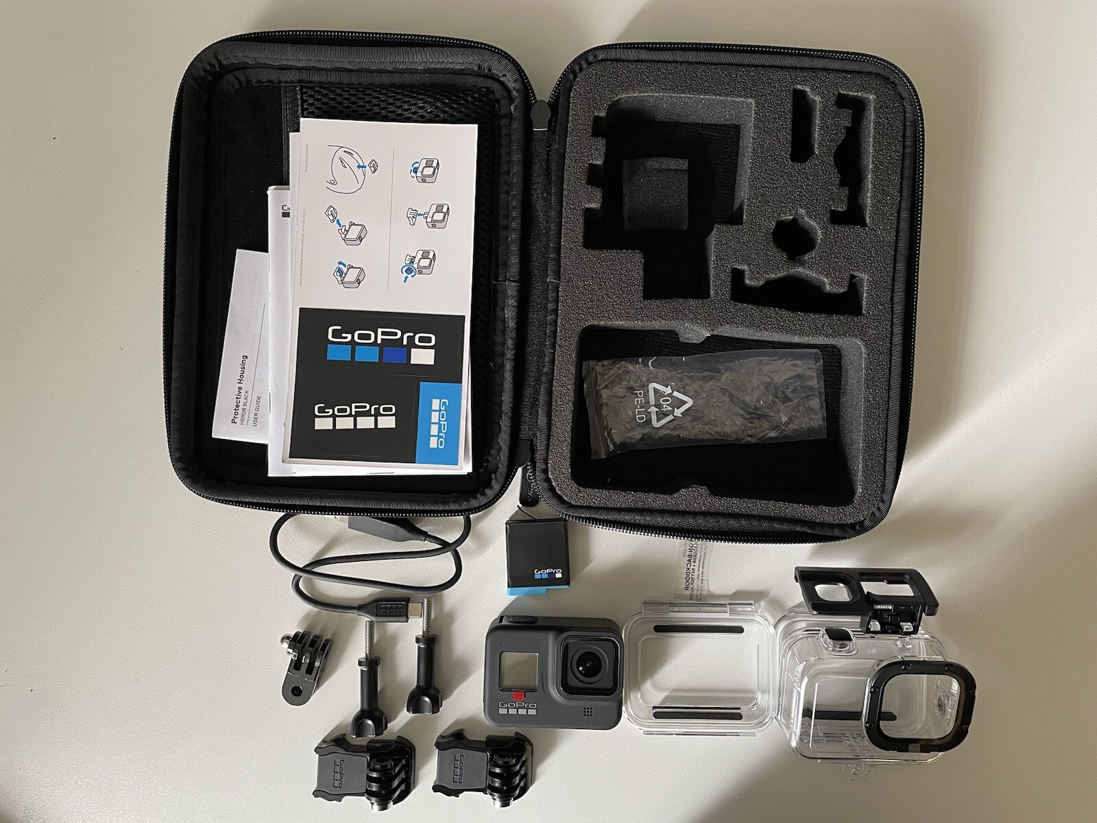 GoPro HERO8 Black Caméra Sportive Noir Sidéral Haute Résolution HDR et Ralentis Fluides x8