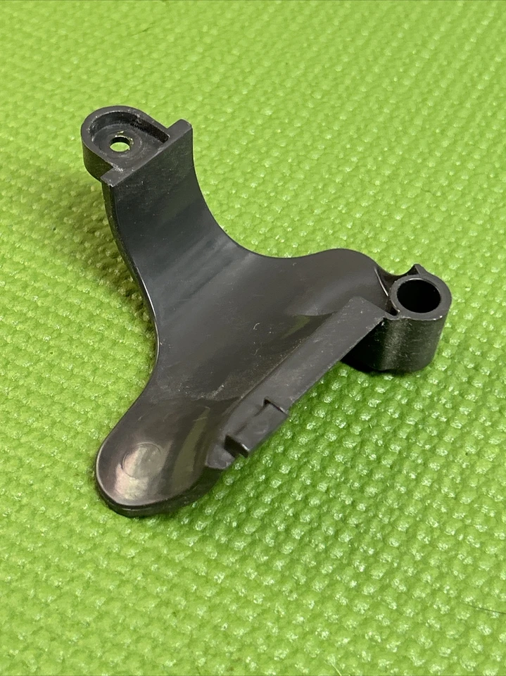 Hoover Windtunnel T Series UH70120 Vacuum Cleaner CLIP Hose Holder - Image 3 of 4