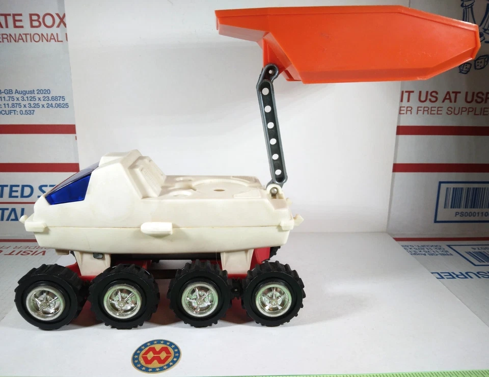 🚀🌕 Camión de volteo TOMY MOON EXPLORER LUNAR años 70 juguete espacial a batería JAPÓN Foto 4 de 4