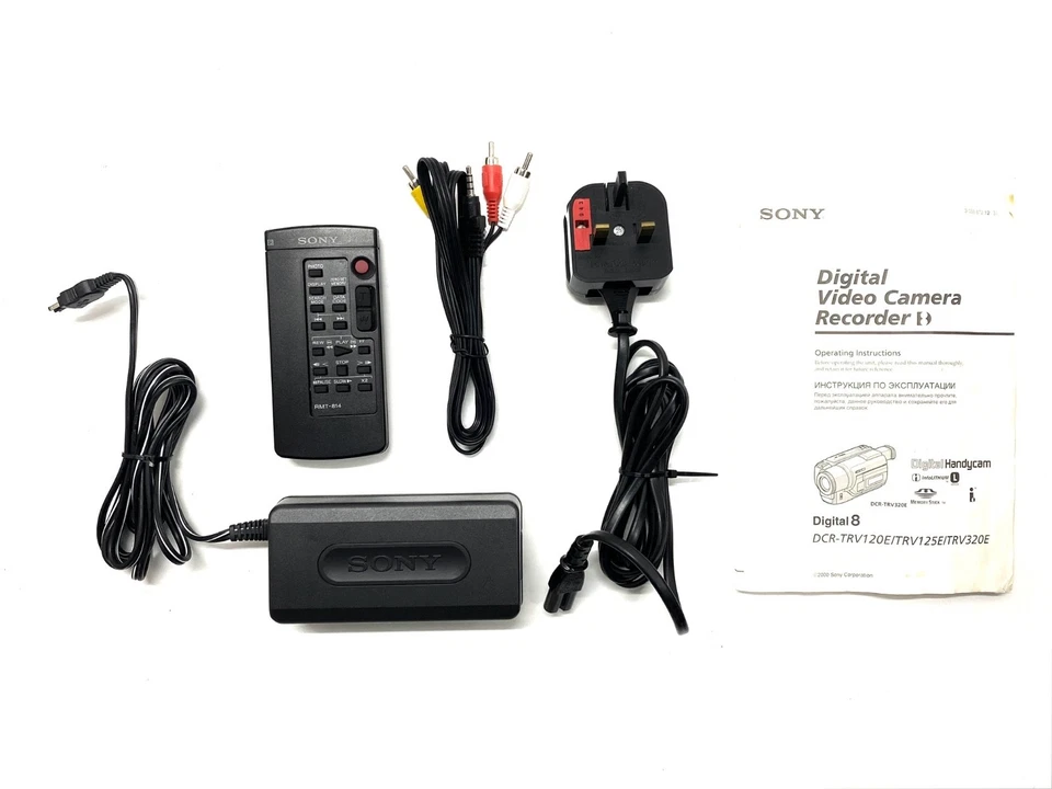 SONY DCR-TRV320 Hi8 Digital8 Video8 Tape Camcorder Handycam Complete Working Set - Image 2 of 4