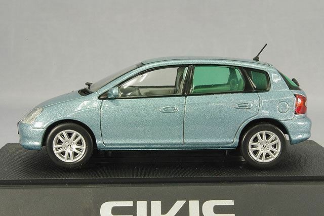 EBBRO HOT 43147 1/43 Honda New Civic 7th Generation EU version