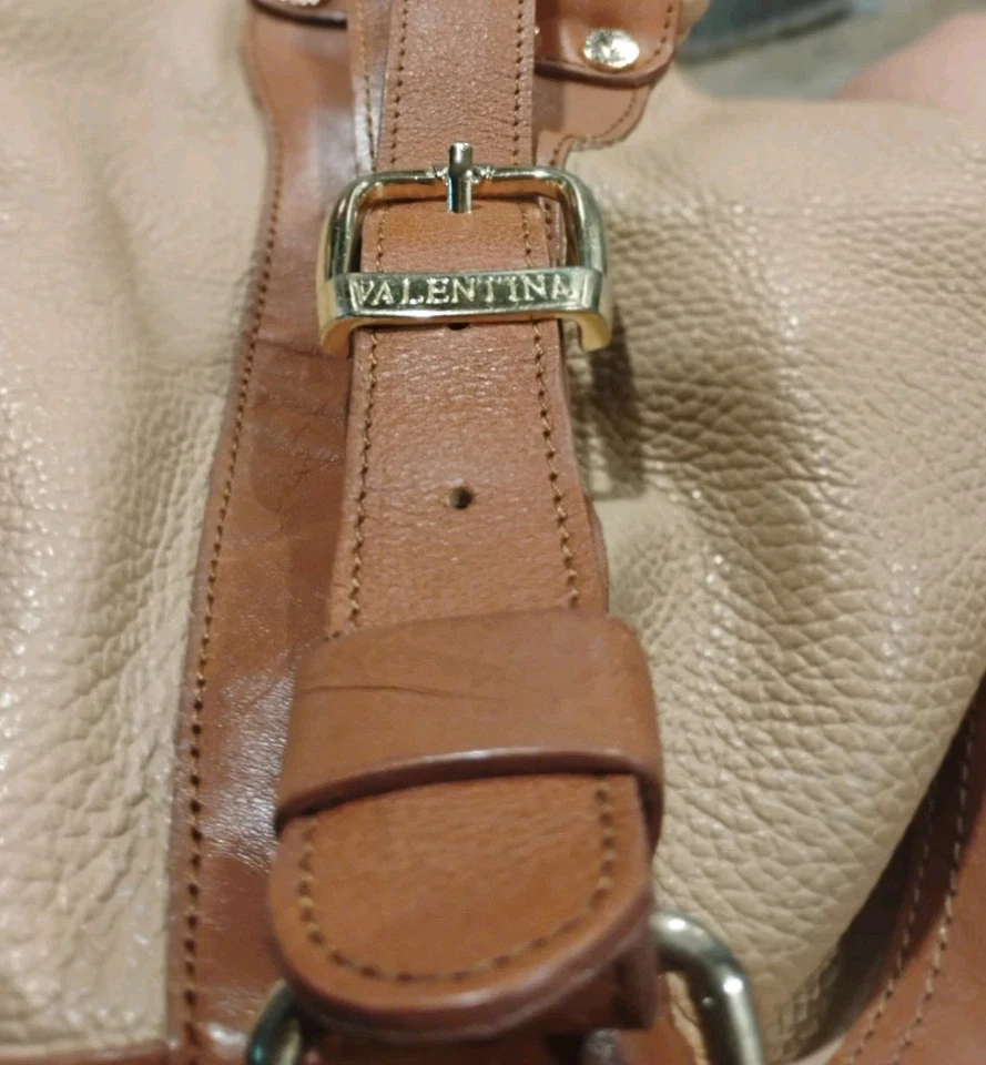 Valentina 🇮🇹 Bolso de Mano Hobo Mochila Italiana Bronceado Guijarro y Camel Foto 3 de 4