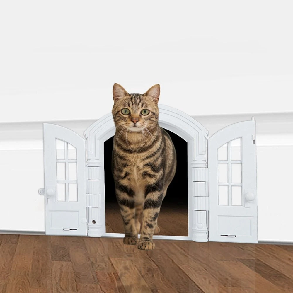 Door gate for cats top
