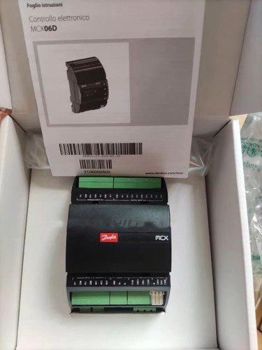 Danfoss MCX06D 080G0115 Controller programmabile fedex o DHL - Foto 2 di 2