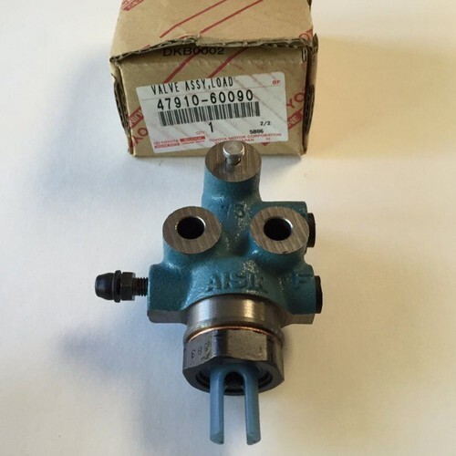 ばし Genuine Brake Load Sensing Valve 90-06' Toyota Land Cruiser VX 靴