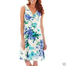  Liz Claiborne- Sleeveless Floral Print Dress  , Size : 6 , Ivory floral