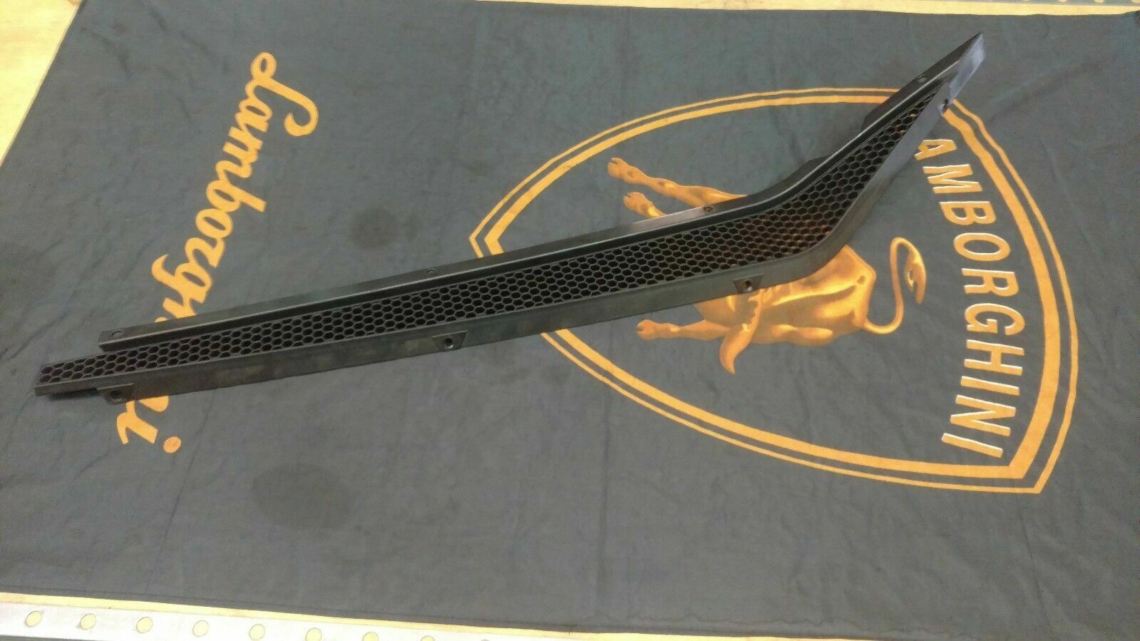 LAMBORGHINI MURCIELAGO ROADSTER REAR RIGHT BONNET HOOD GRILL OEM 417827968