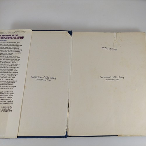 A New Look at the Dinosaurs by Alan Charig 1986 Illustrated HCDJ Ex-Library - Picture 7 of 12