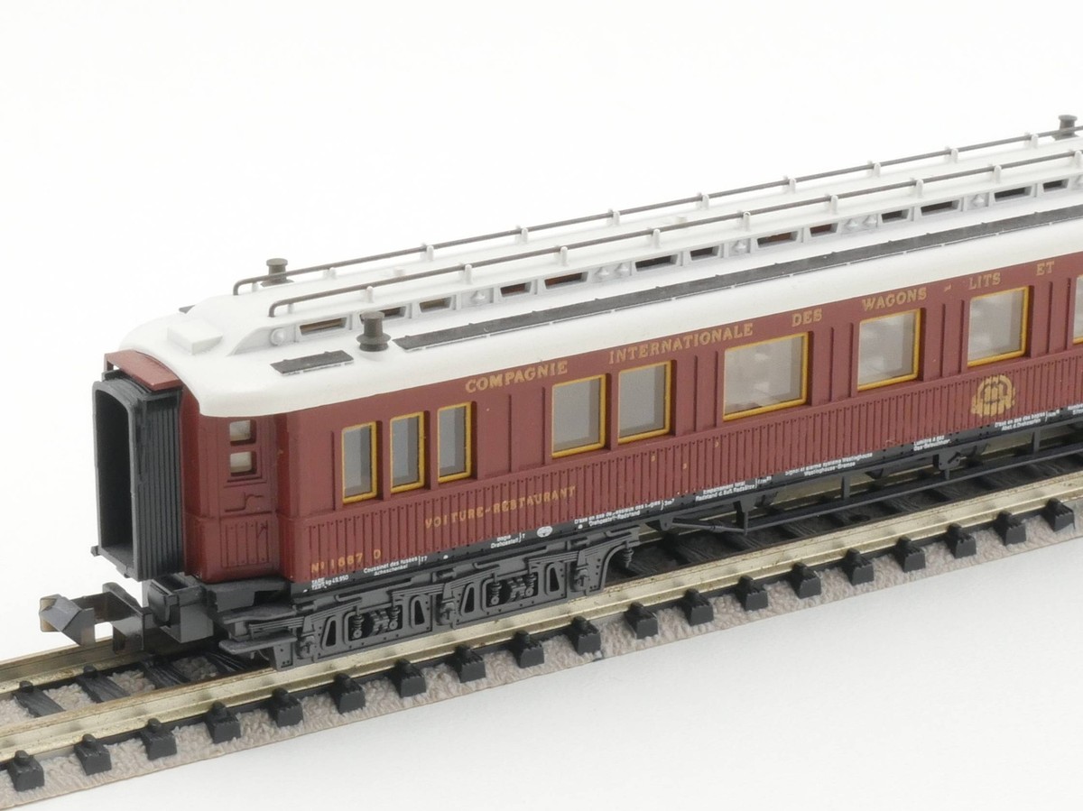 MINITRIX 13181×2、13182×1、13178×2、13183×1 Minitrix 3181 Orient Express Dining Car CIWL Light 13181