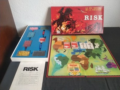 RISK - The World Strategy Game Board Game Vintage Free Book!!!!!!