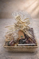 Ramadan Mubarak Gift Basket Palestinian Dates, Maamoul, Palestinian Chocolate🌙✨