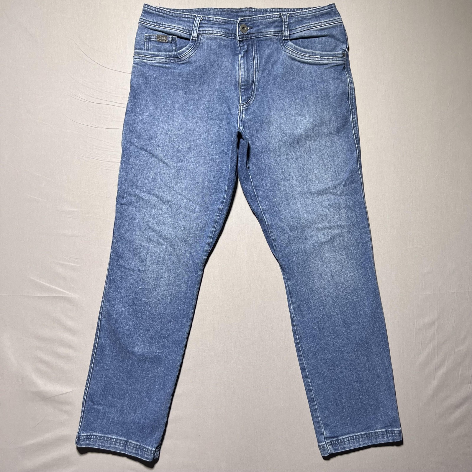 KUHL Klassik Jeans Mens 35x30 Blue Denim Straight Leg Indigo Dye Outdoor Hiking