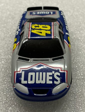 LIFE-LIKE HO - T Chassis - Chevy Monte Carlo 48 - Chrome Wheels