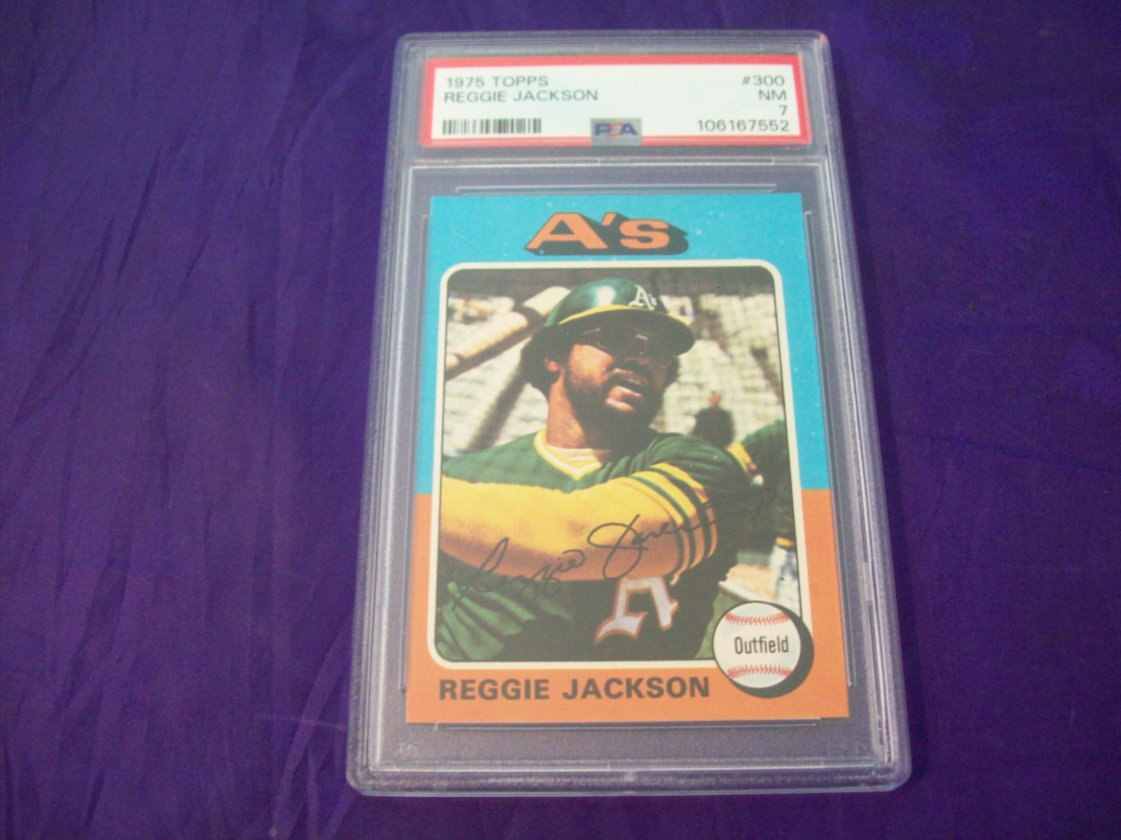 1975 TOPPS #300 REGGIE JACKSON PSA 7