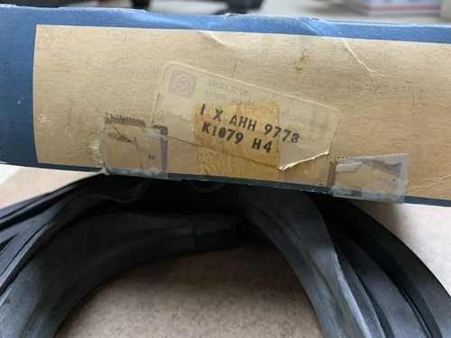 MGB-GT 1966 to 1976 REAR TAILGATE RUBBER SEAL - Picture 2 of 2